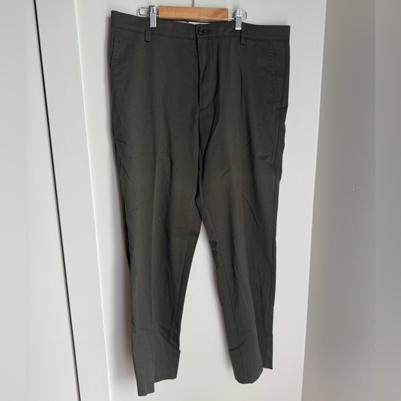 Dockers Men's Dark green Chinos classic fit 36x31 - Picture 1 of 6